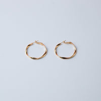Twisted Hoop